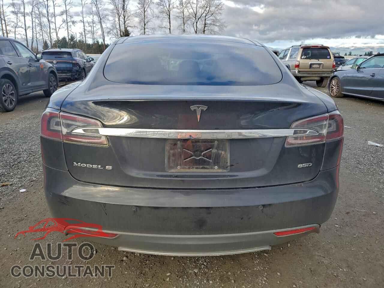 TESLA MODEL S 2015 - 5YJSA1E22FF114517