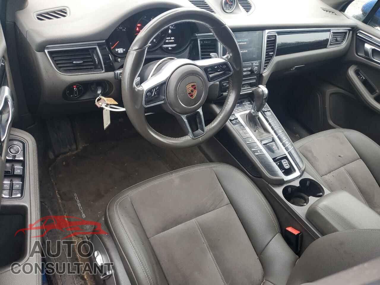 PORSCHE MACAN 2017 - WP1AA2A5XHLB09081