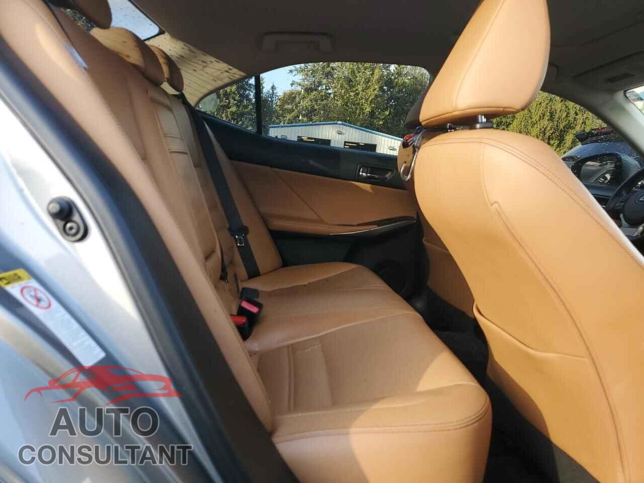 LEXUS IS 2014 - JTHCF1D21E5000658