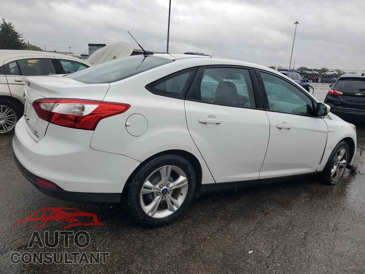 FORD FOCUS 2014 - 1FADP3F29EL228811