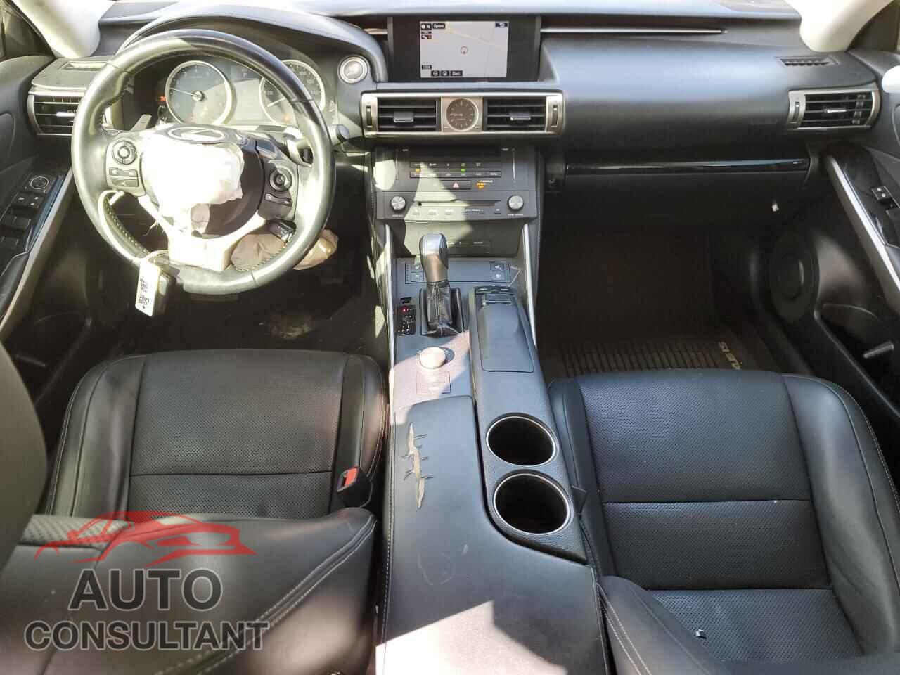 LEXUS IS 2015 - JTHCF1D28F5022867