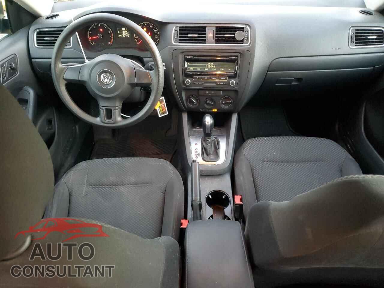 VOLKSWAGEN JETTA 2014 - 3VW2K7AJ2EM257651