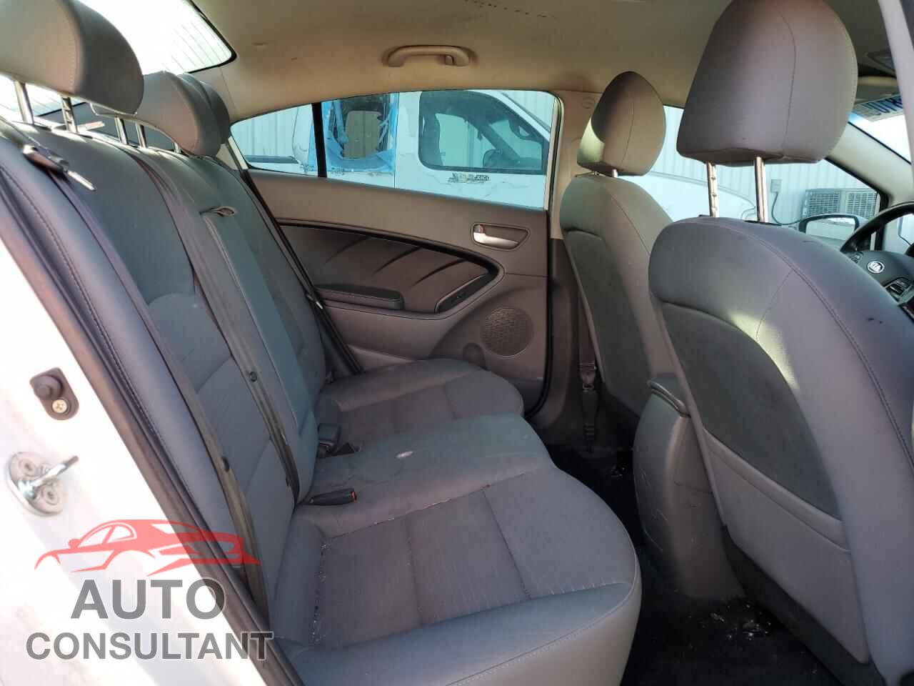 KIA FORTE 2017 - 3KPFL4A78HE123018