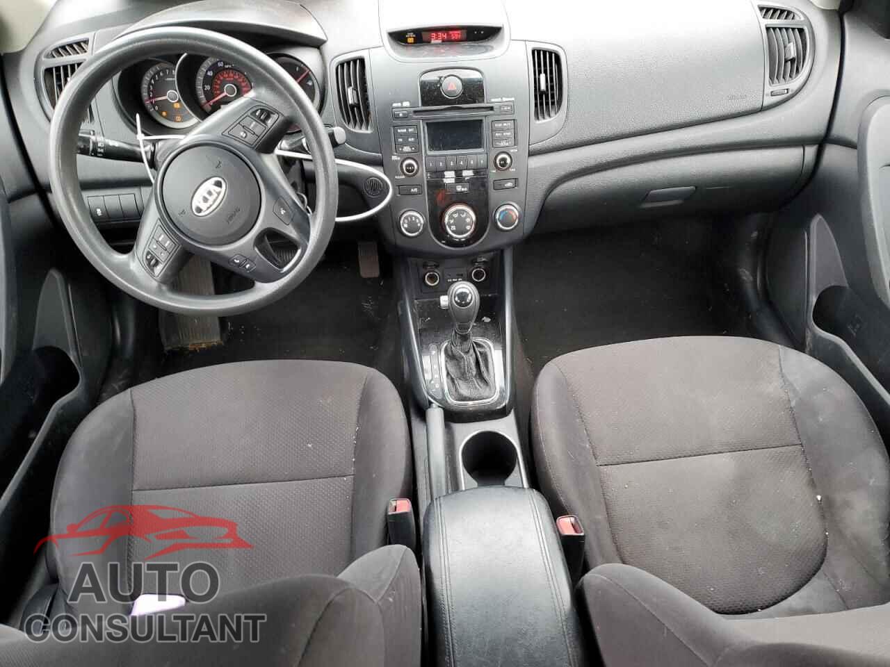 KIA FORTE 2011 - KNAFU4A23B5459449