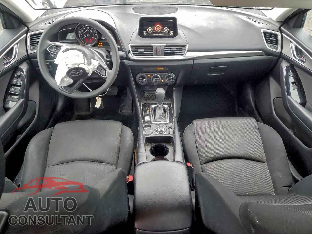 MAZDA 3 2017 - 3MZBN1U71HM102064