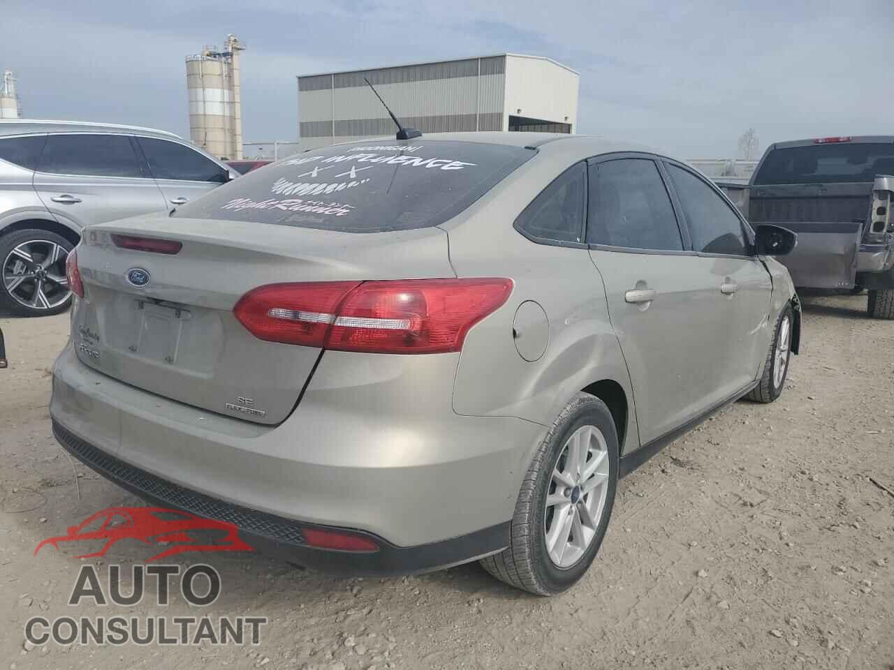 FORD FOCUS 2015 - 1FADP3F2XFL211503
