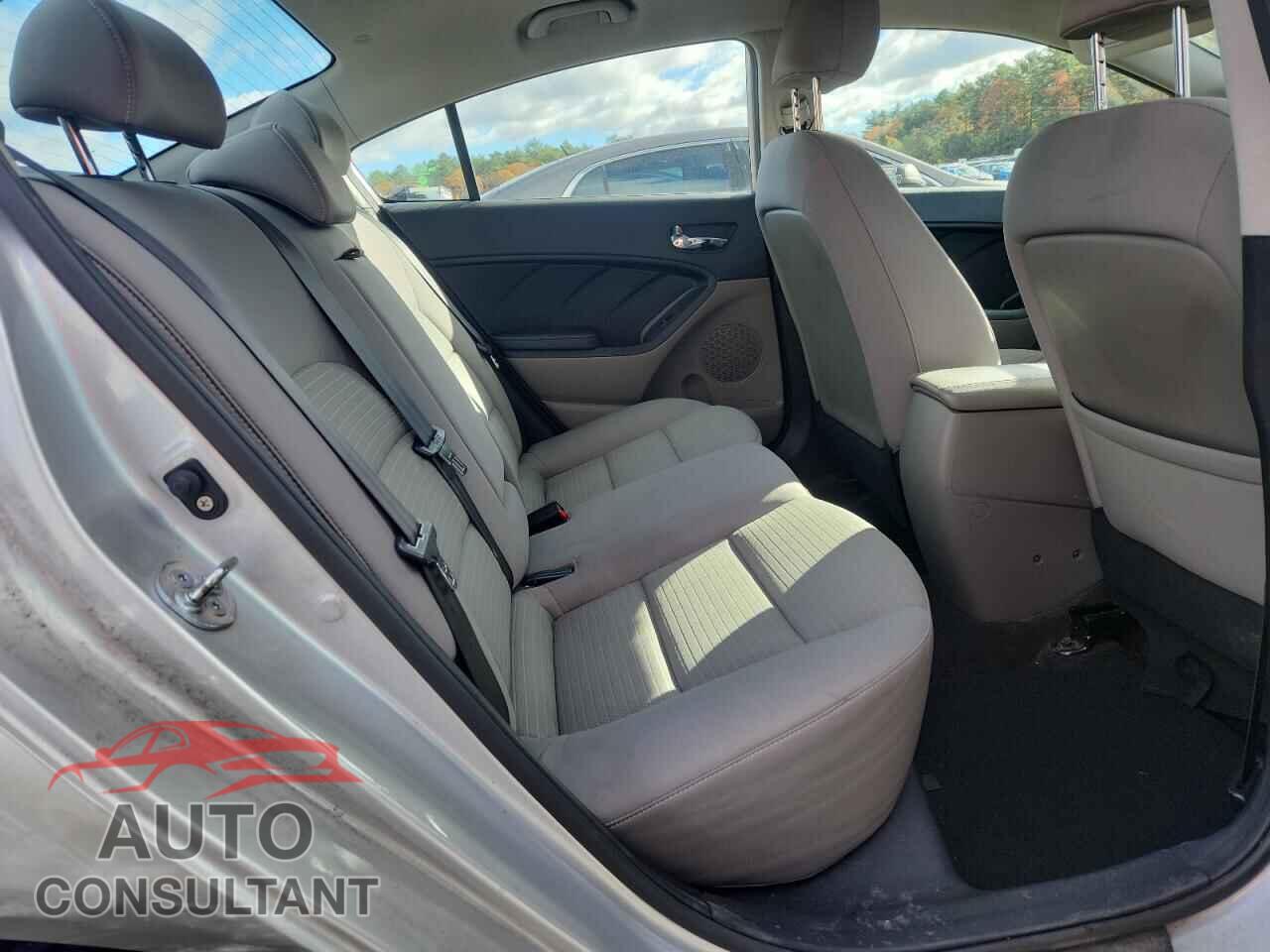 KIA FORTE 2014 - KNAFX4A62E5178130