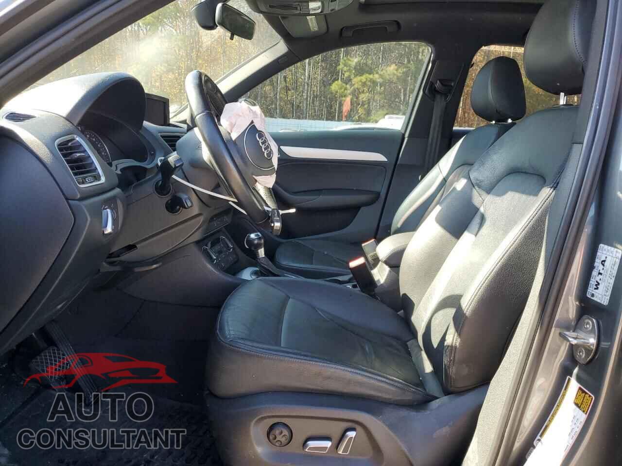 AUDI Q3 2017 - WA1ECCFS0HR005093