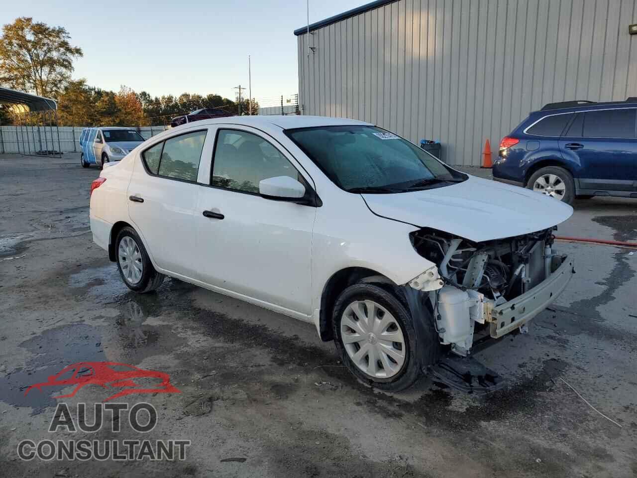 NISSAN VERSA 2019 - 3N1CN7AP3KL823842