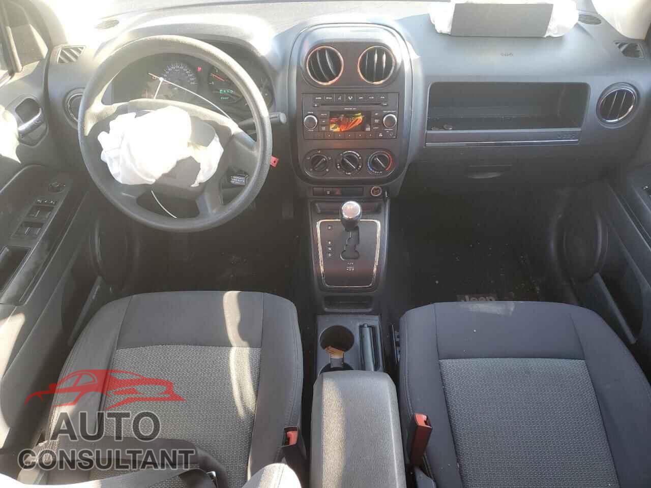 JEEP COMPASS 2009 - 1J4FT47B69D110244