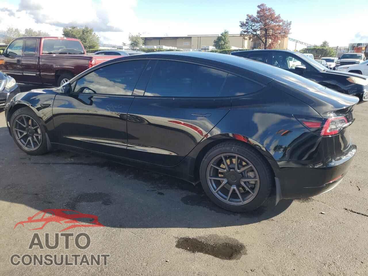 TESLA MODEL 3 2021 - 5YJ3E1EB0MF037992