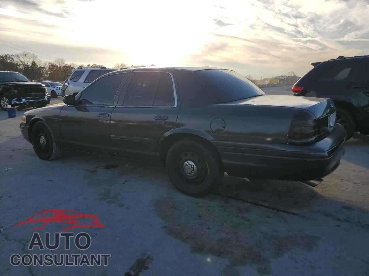 FORD CROWN VIC 2011 - 2FABP7BV5BX157345
