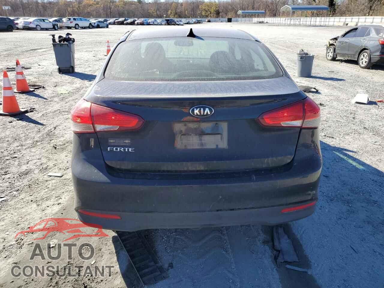 KIA FORTE 2017 - 3KPFL4A79HE068112