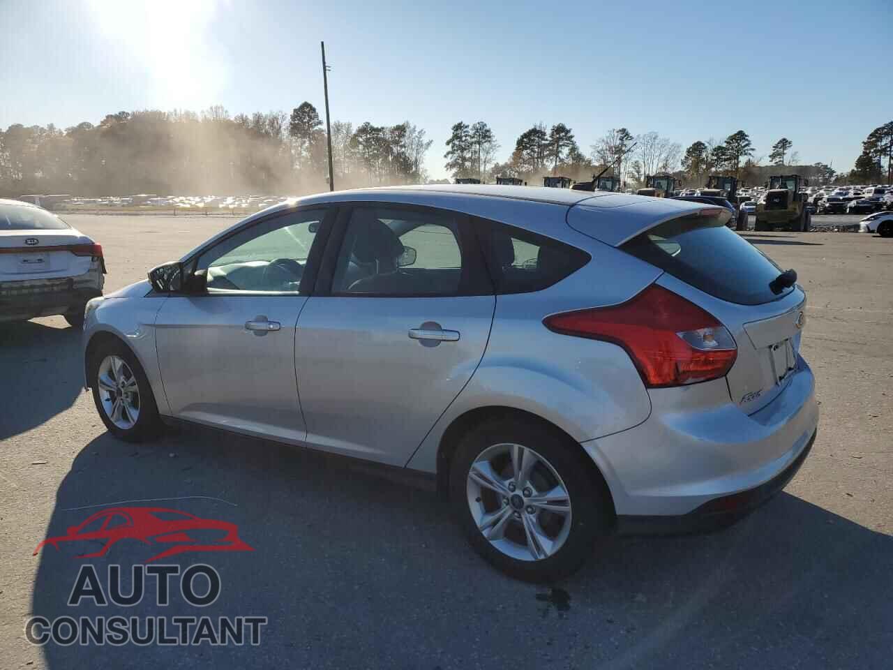 FORD FOCUS 2014 - 1FADP3K28EL363218