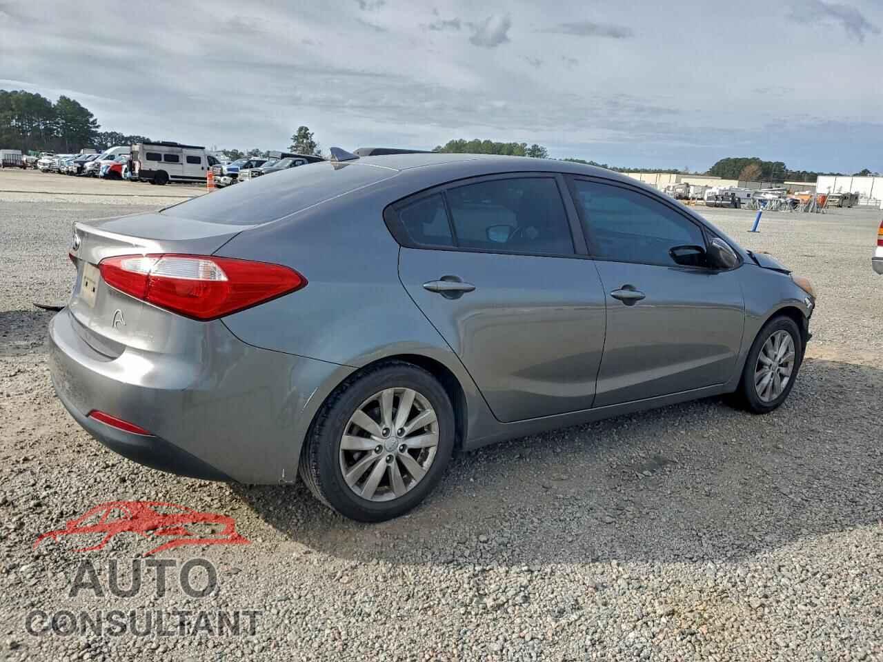 KIA FORTE 2016 - KNAFX4A67G5574864