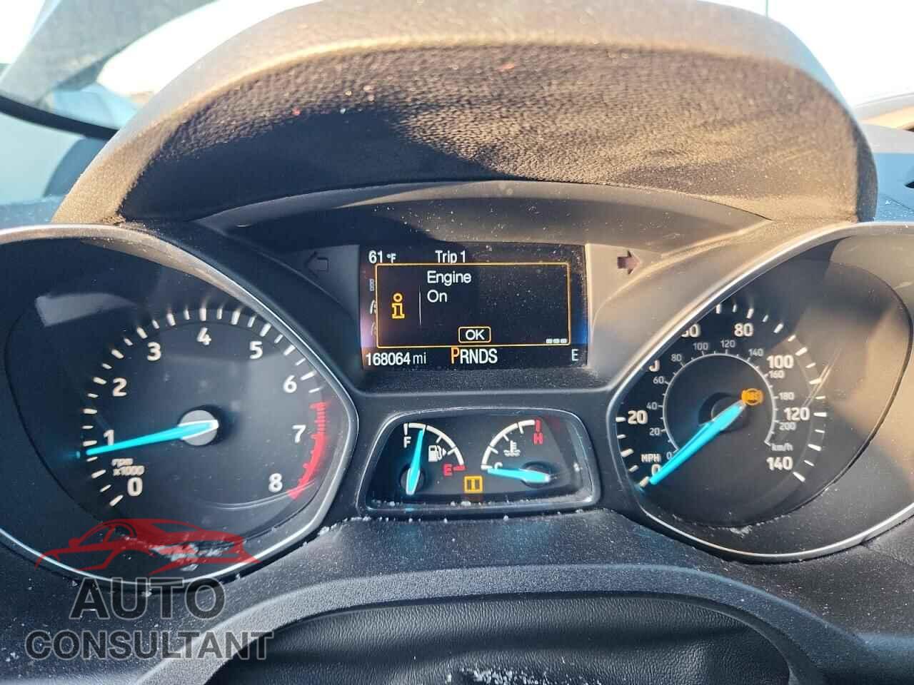 FORD ESCAPE 2017 - 1FMCU0F75HUE46652