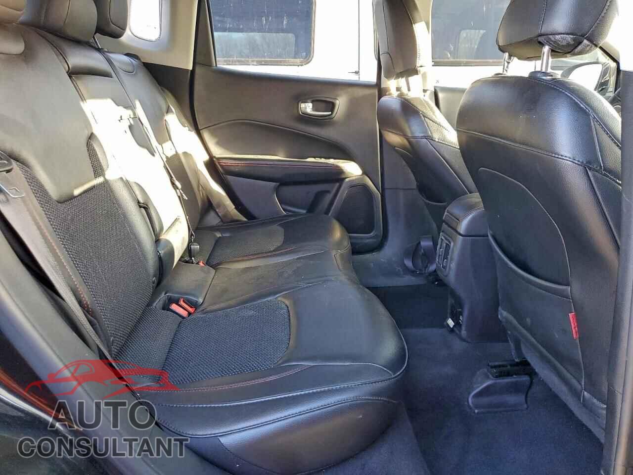JEEP COMPASS 2017 - 3C4NJDDB2HT633541