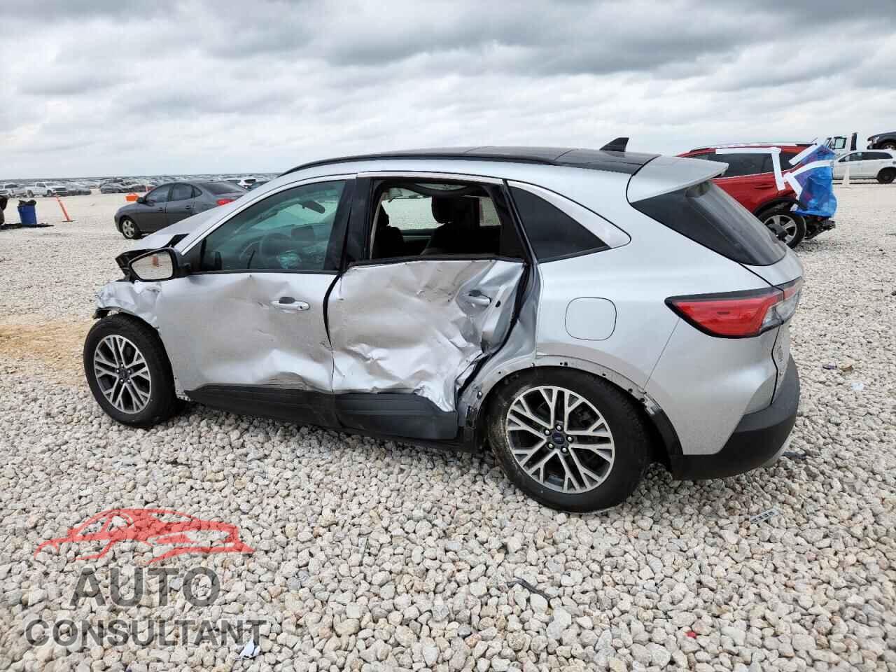 FORD ESCAPE 2020 - 1FMCU0H69LUA32108