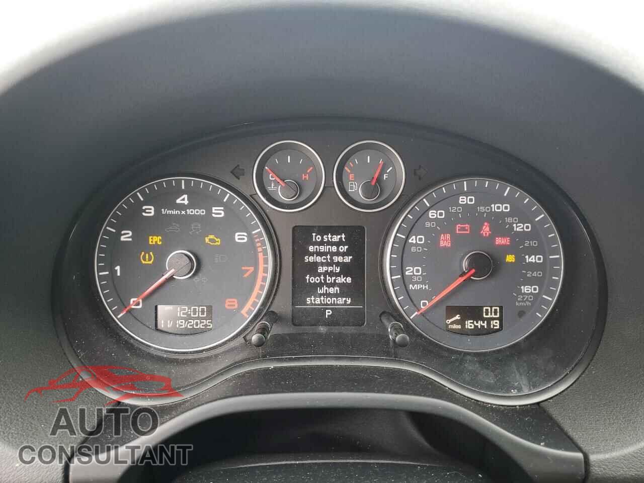AUDI A3 2011 - WAUBFAFM8BA083582