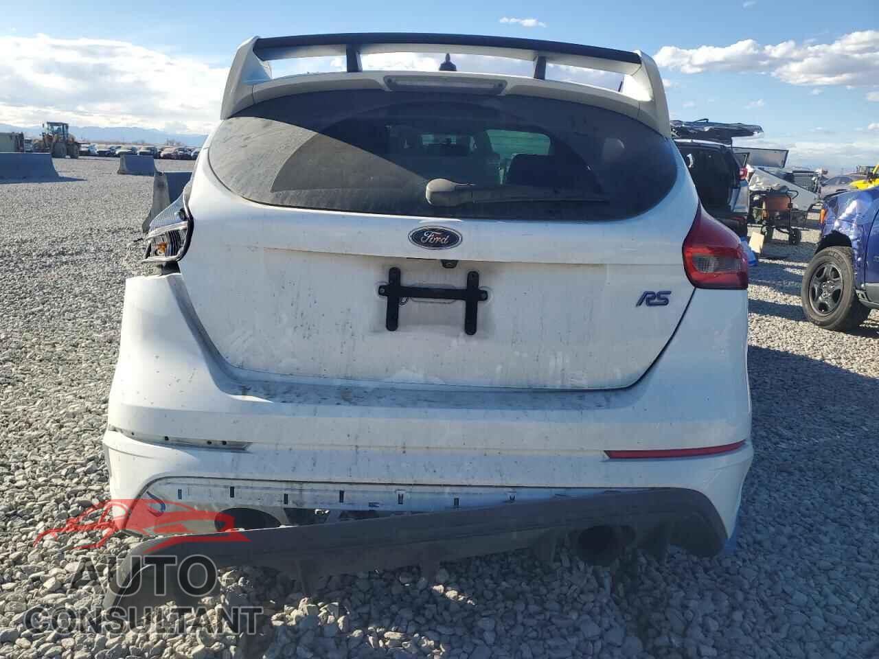 FORD FOCUS 2017 - WF0DP3TH1H4121721