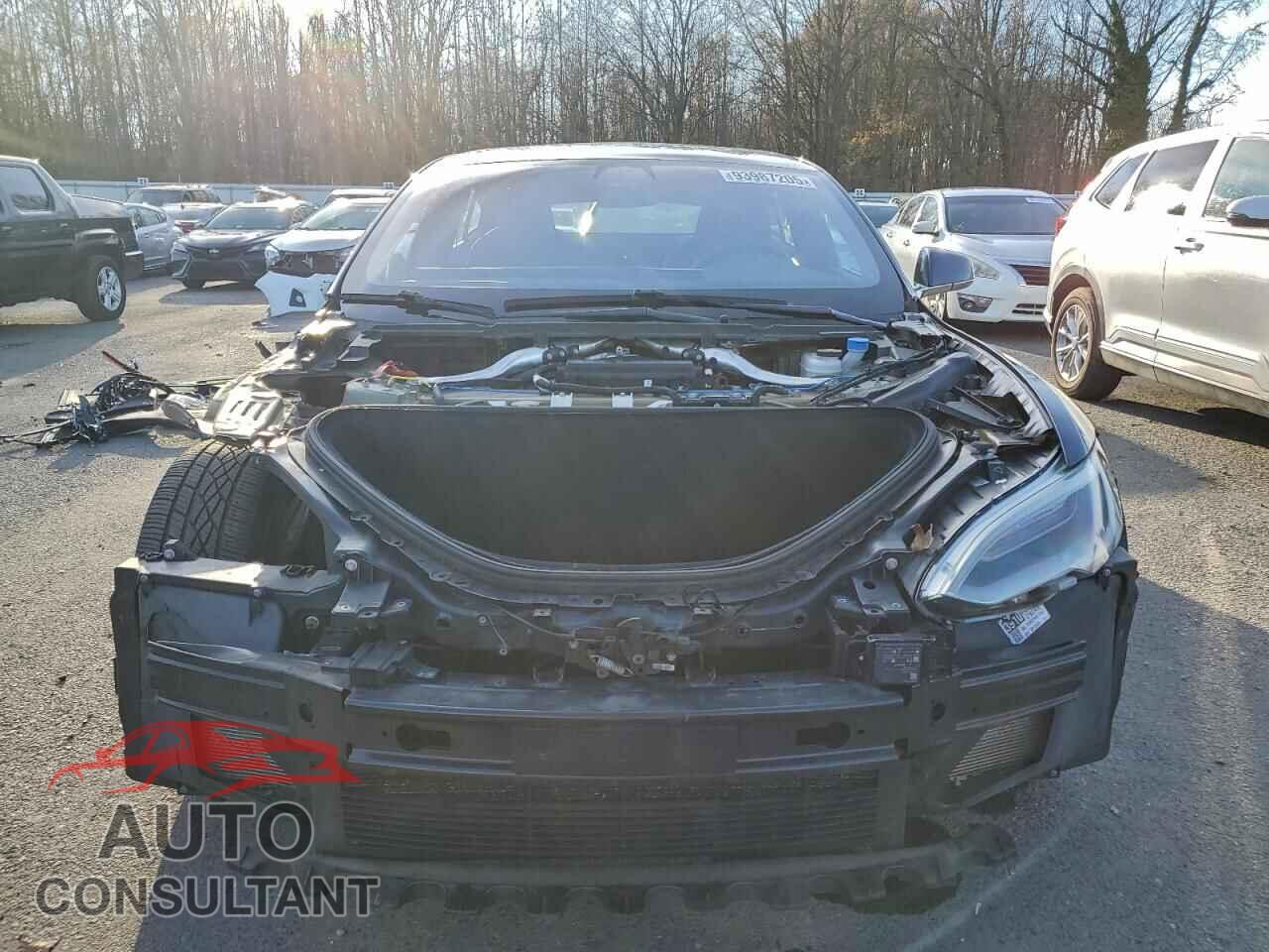 TESLA MODEL S 2019 - 5YJSA1E24KF305902