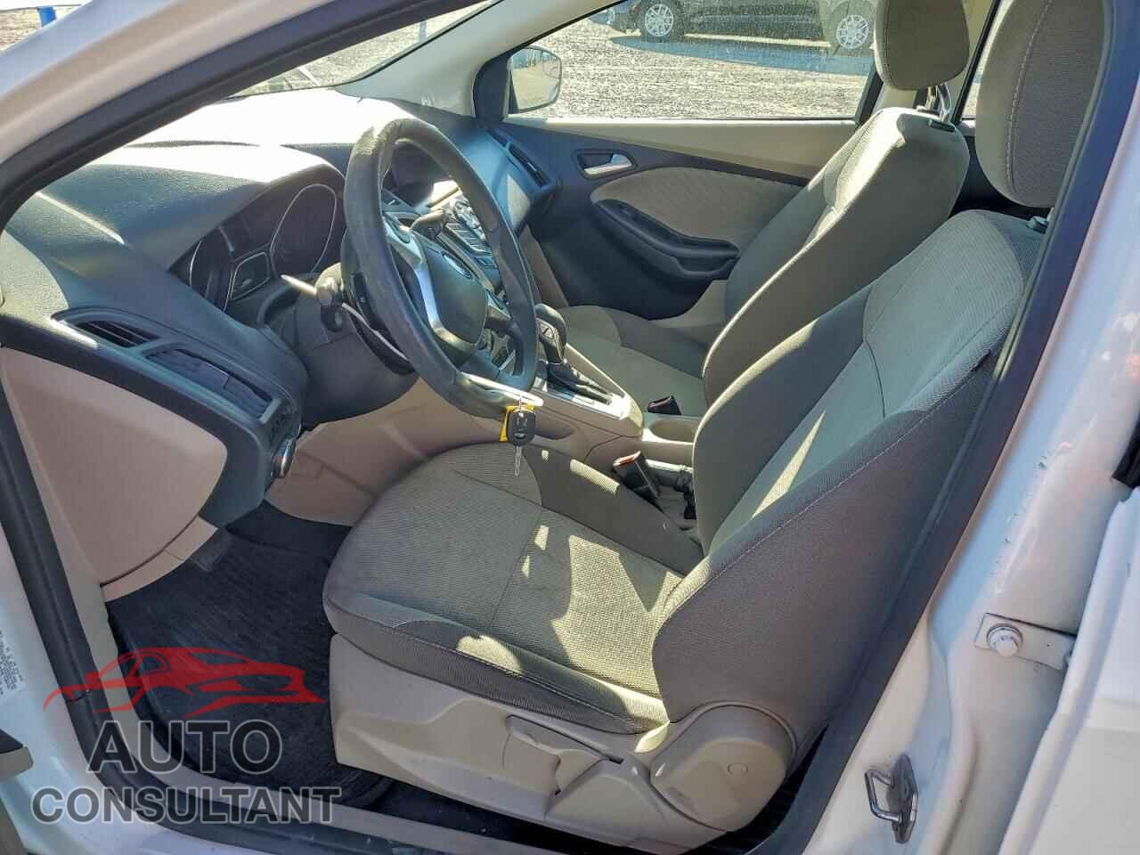 FORD FOCUS 2012 - 1FAHP3F2XCL274162