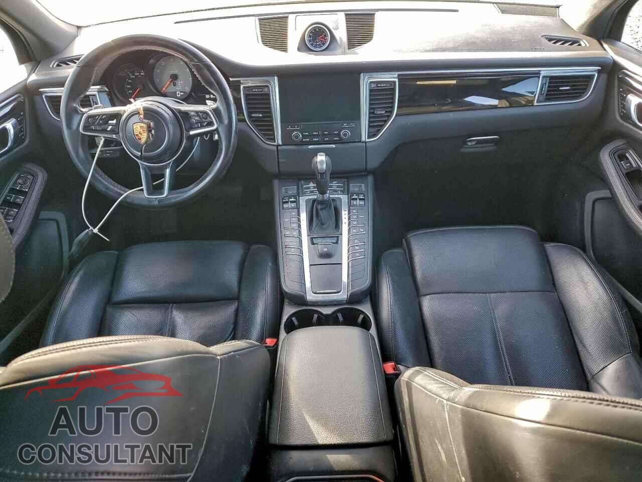 PORSCHE MACAN 2017 - WP1AB2A54HLB19411