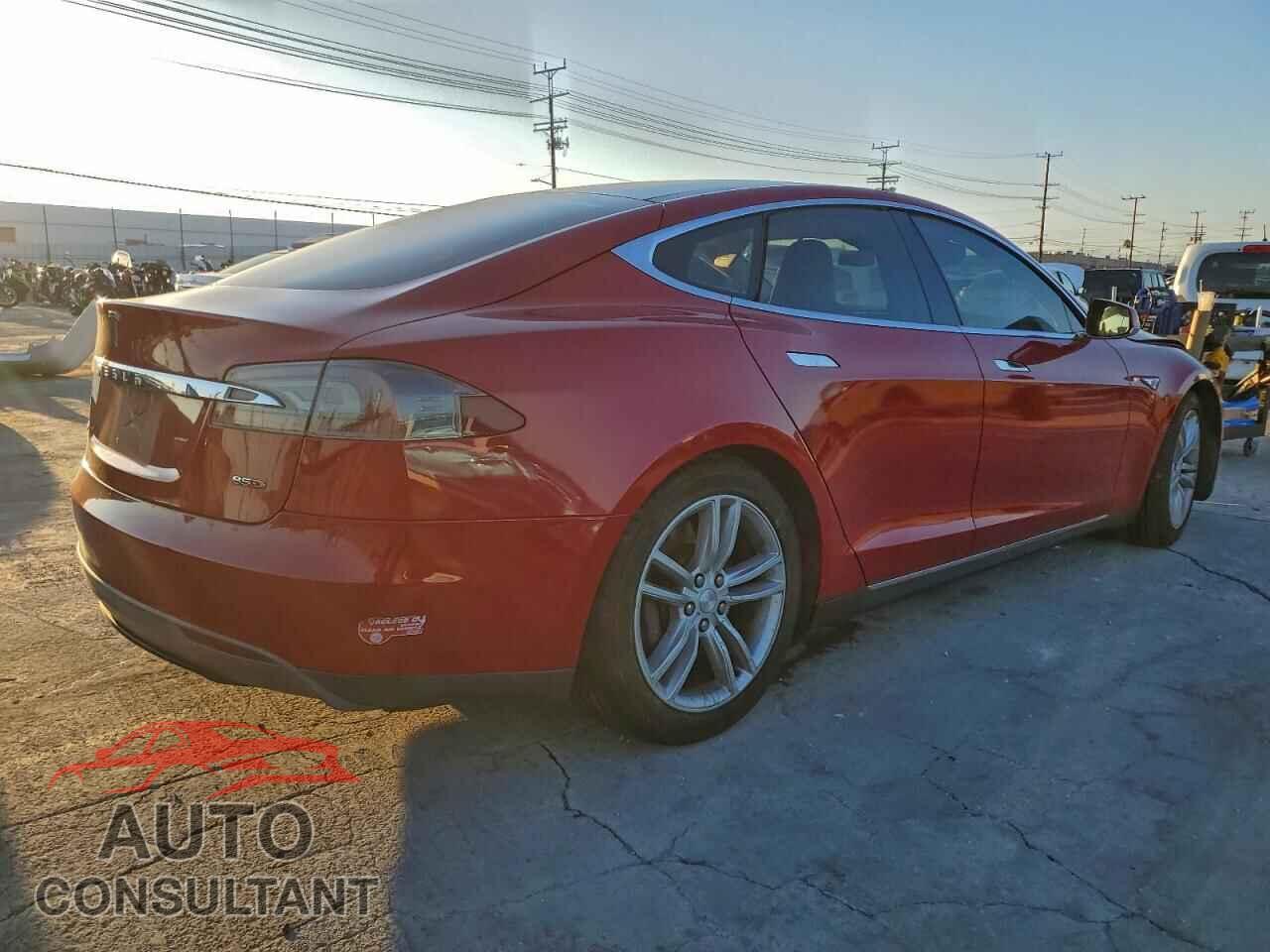 TESLA MODEL S 2015 - 5YJSA1H24FF098154