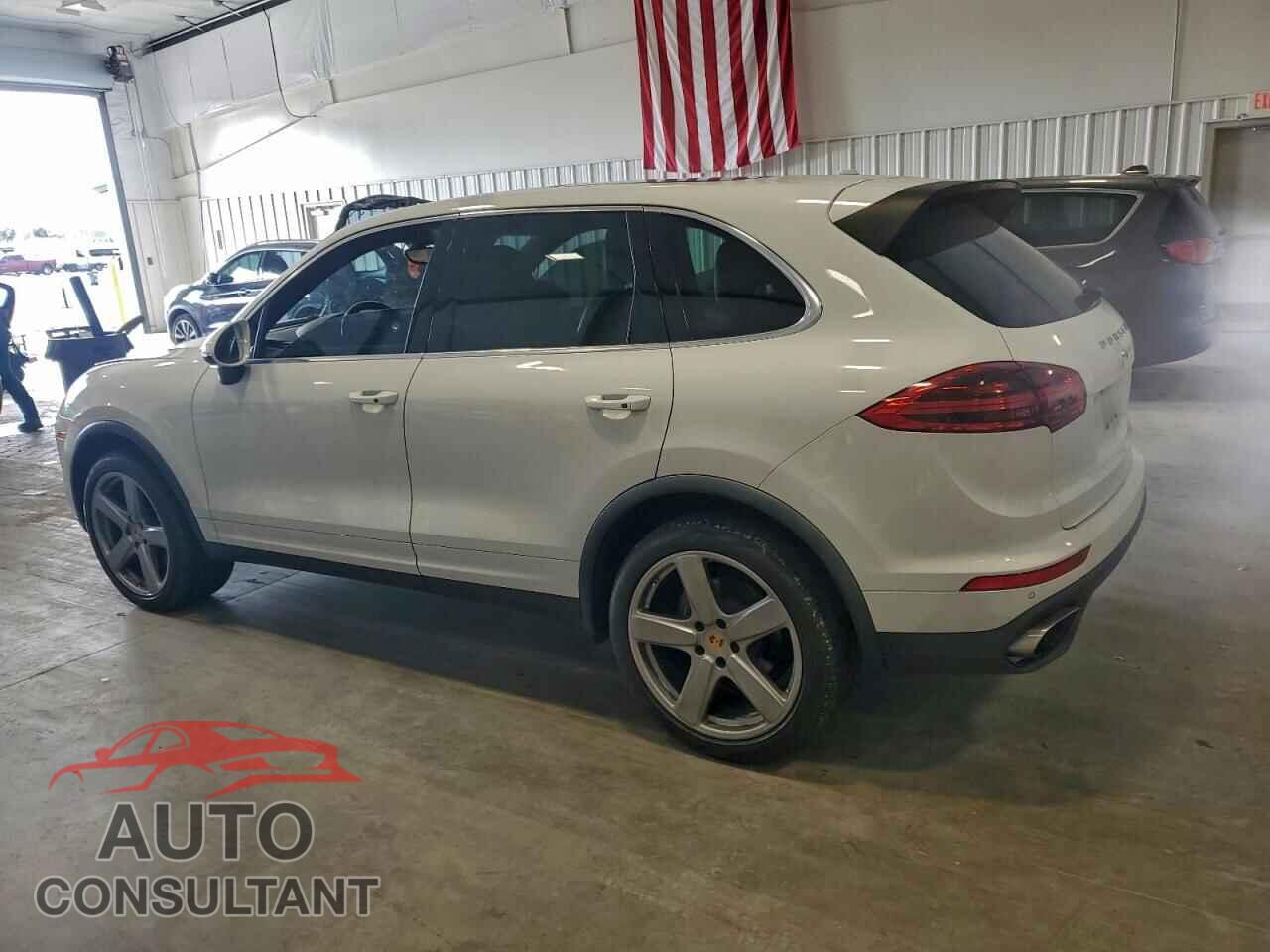 PORSCHE CAYENNE 2016 - WP1AA2A2XGLA00852