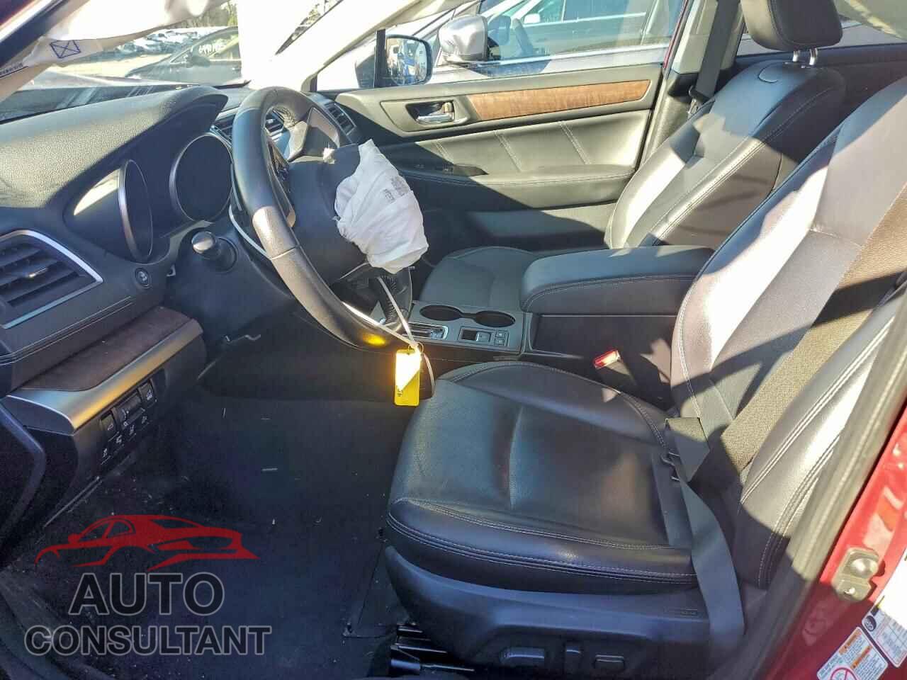 SUBARU OUTBACK 2018 - 4S4BSENC4J3270959