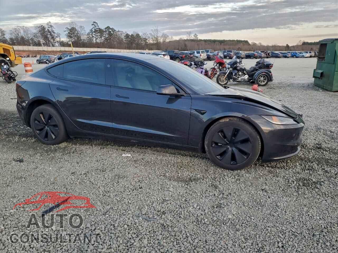 TESLA MODEL 3 2024 - 5YJ3E1EBXRF801936
