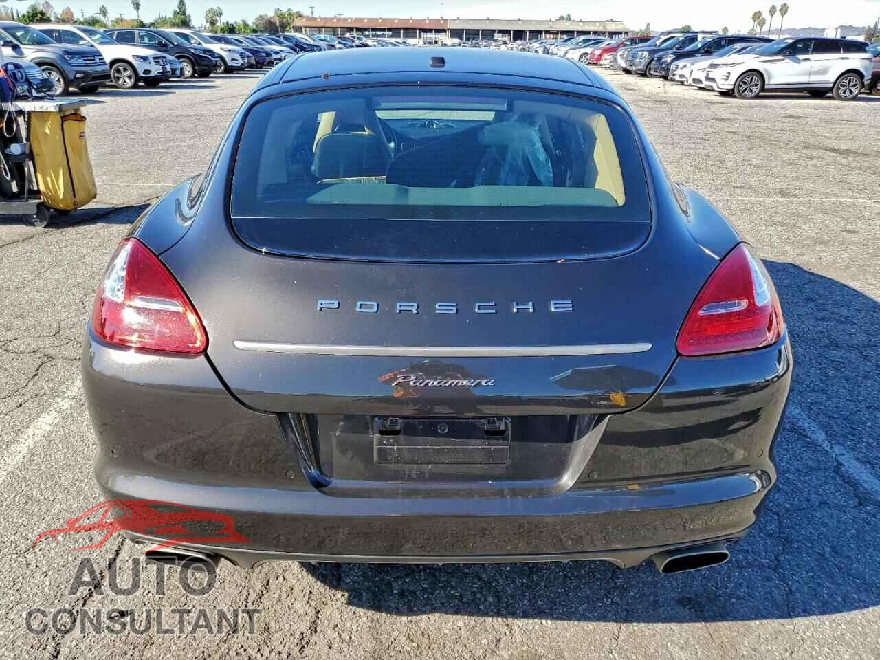 PORSCHE PANAMERA 2013 - WP0AA2A79DL018462