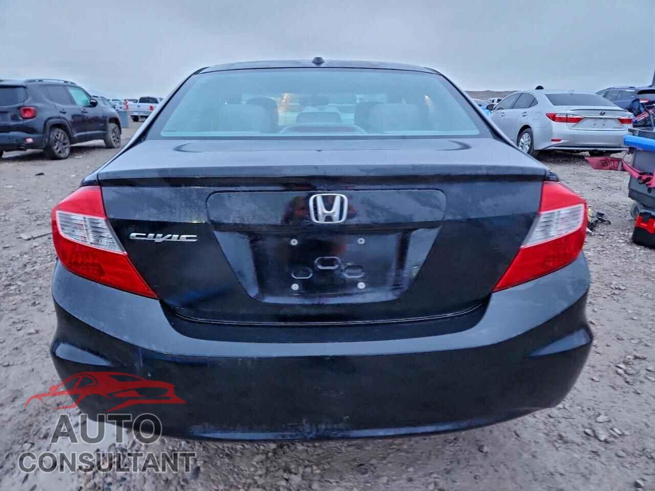 HONDA CIVIC 2012 - 2HGFB2F90CH529116