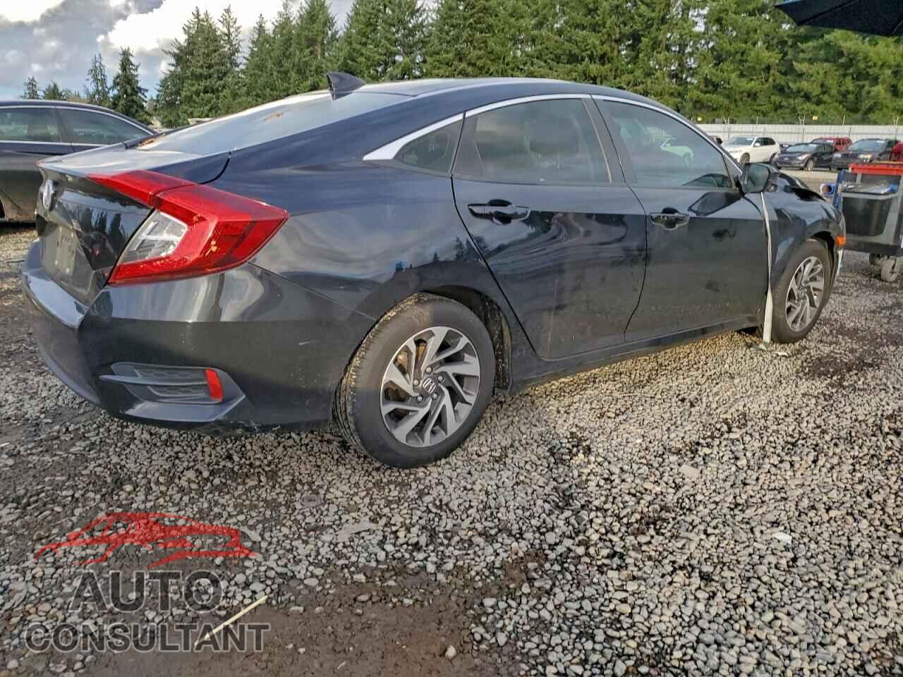 HONDA CIVIC 2017 - 2HGFC2F77HH572483