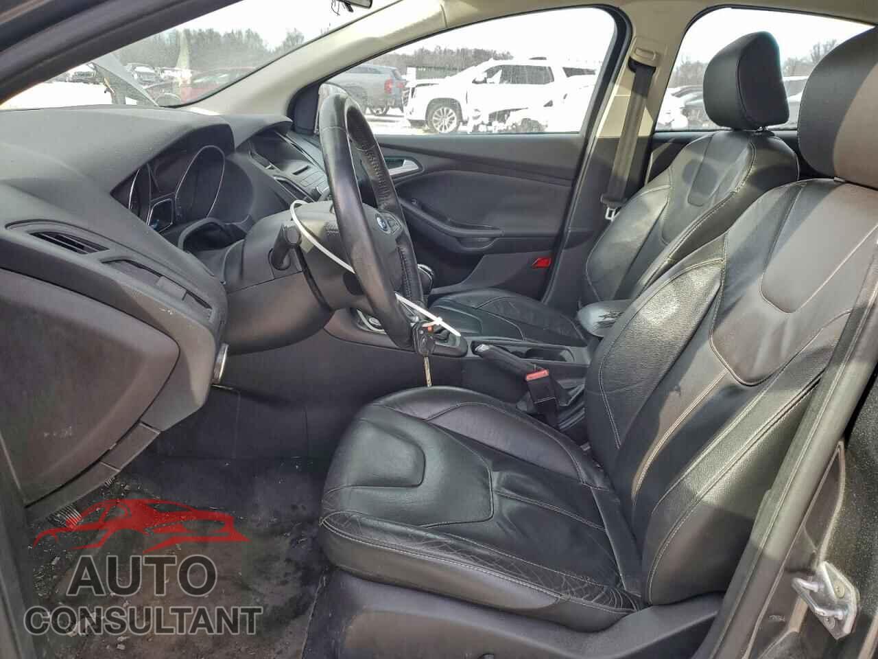 FORD FOCUS 2016 - 1FADP3K23GL361167