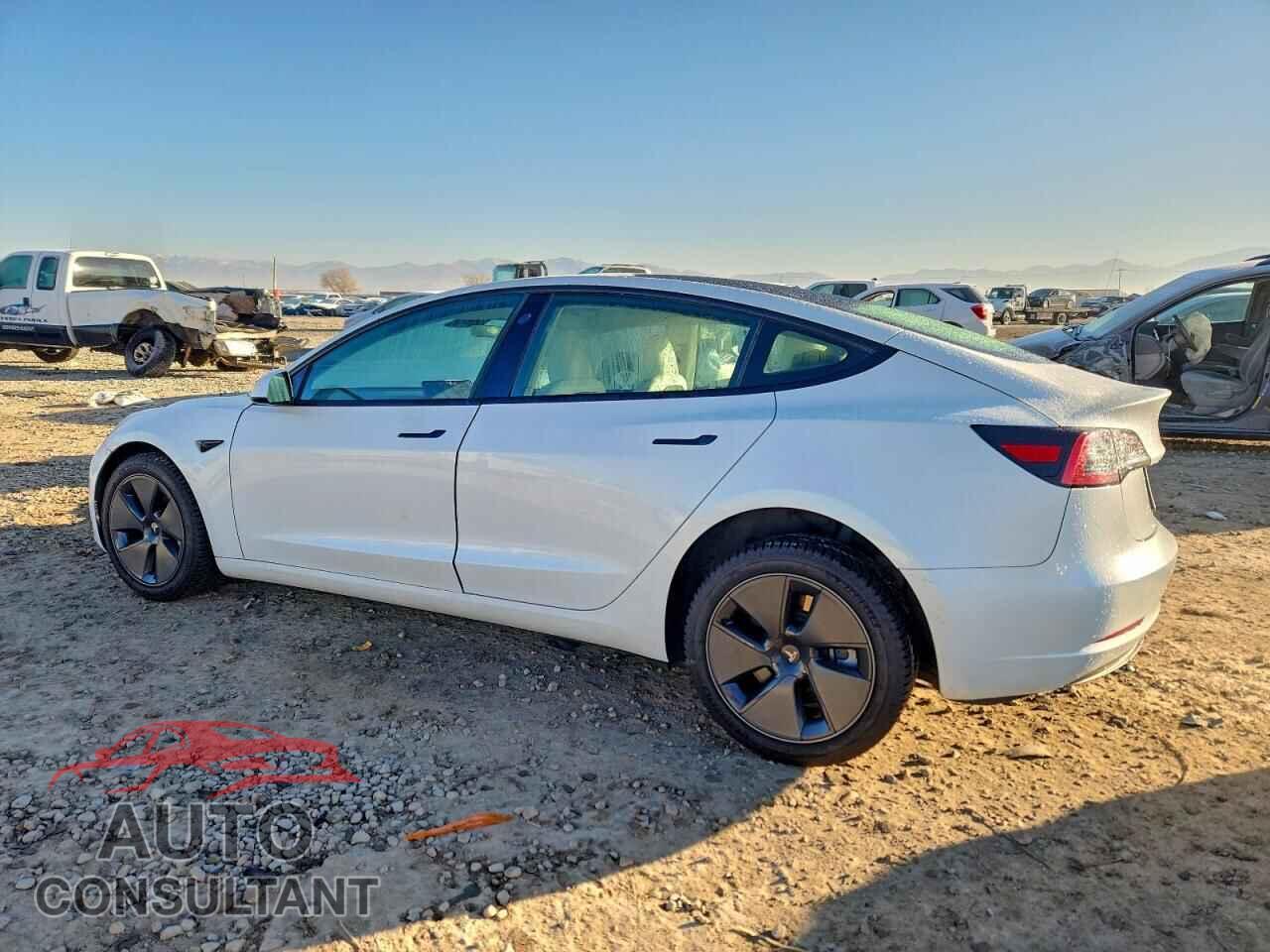 TESLA MODEL 3 2023 - 5YJ3E1EA6PF581330