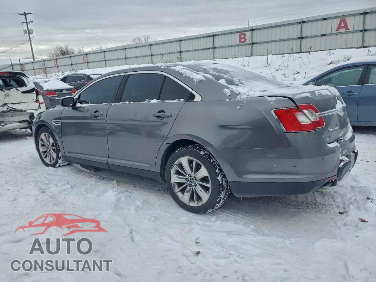 FORD TAURUS 2012 - 1FAHP2FW5CG114454