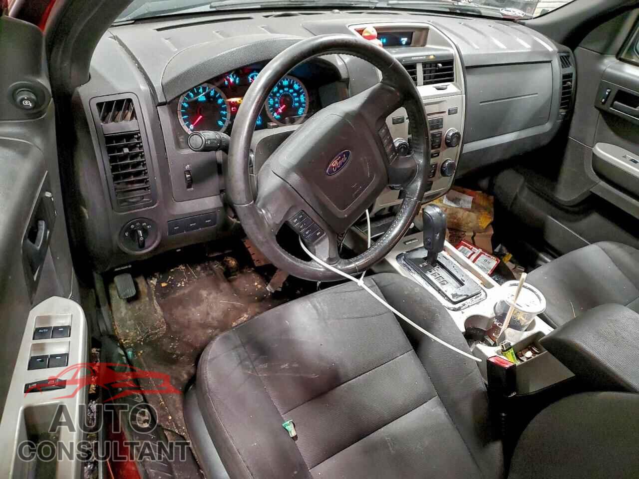 FORD ESCAPE 2011 - 1FMCU9D74BKA20137