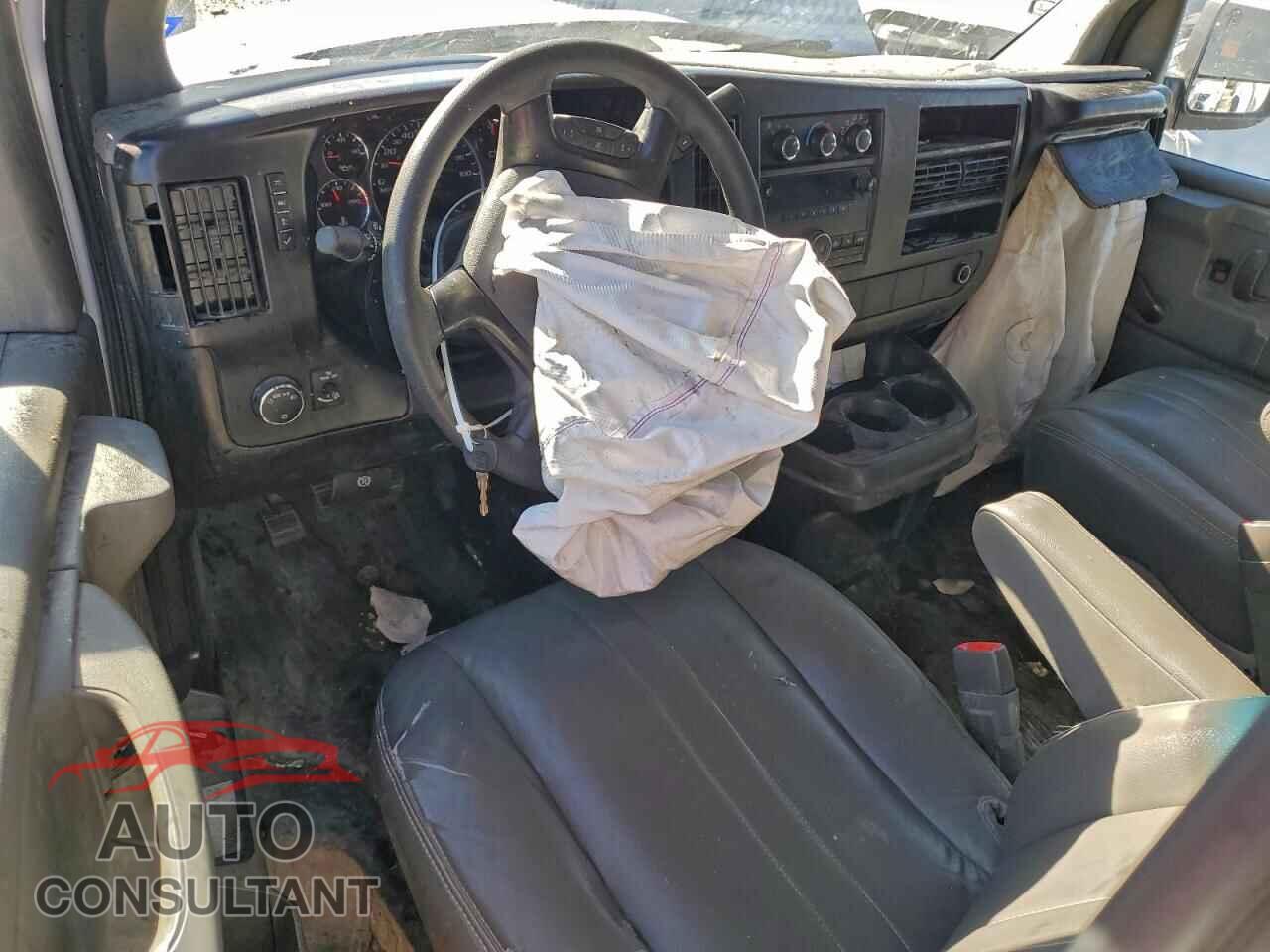 CHEVROLET EXPRESS 2013 - 1GCWGFCA2D1104101
