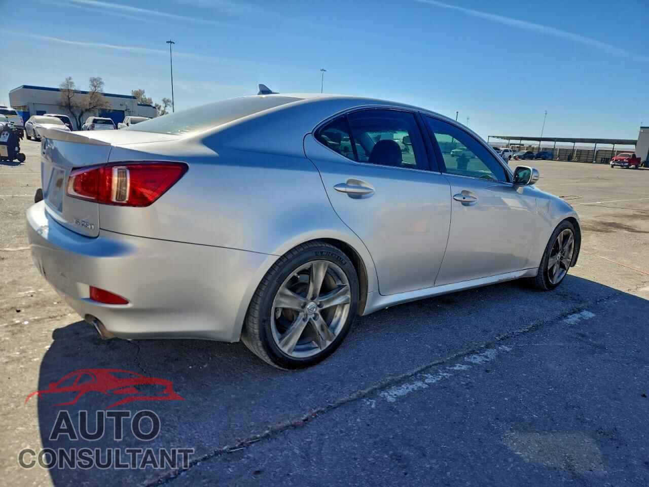 LEXUS IS 2011 - JTHBF5C23B5149525