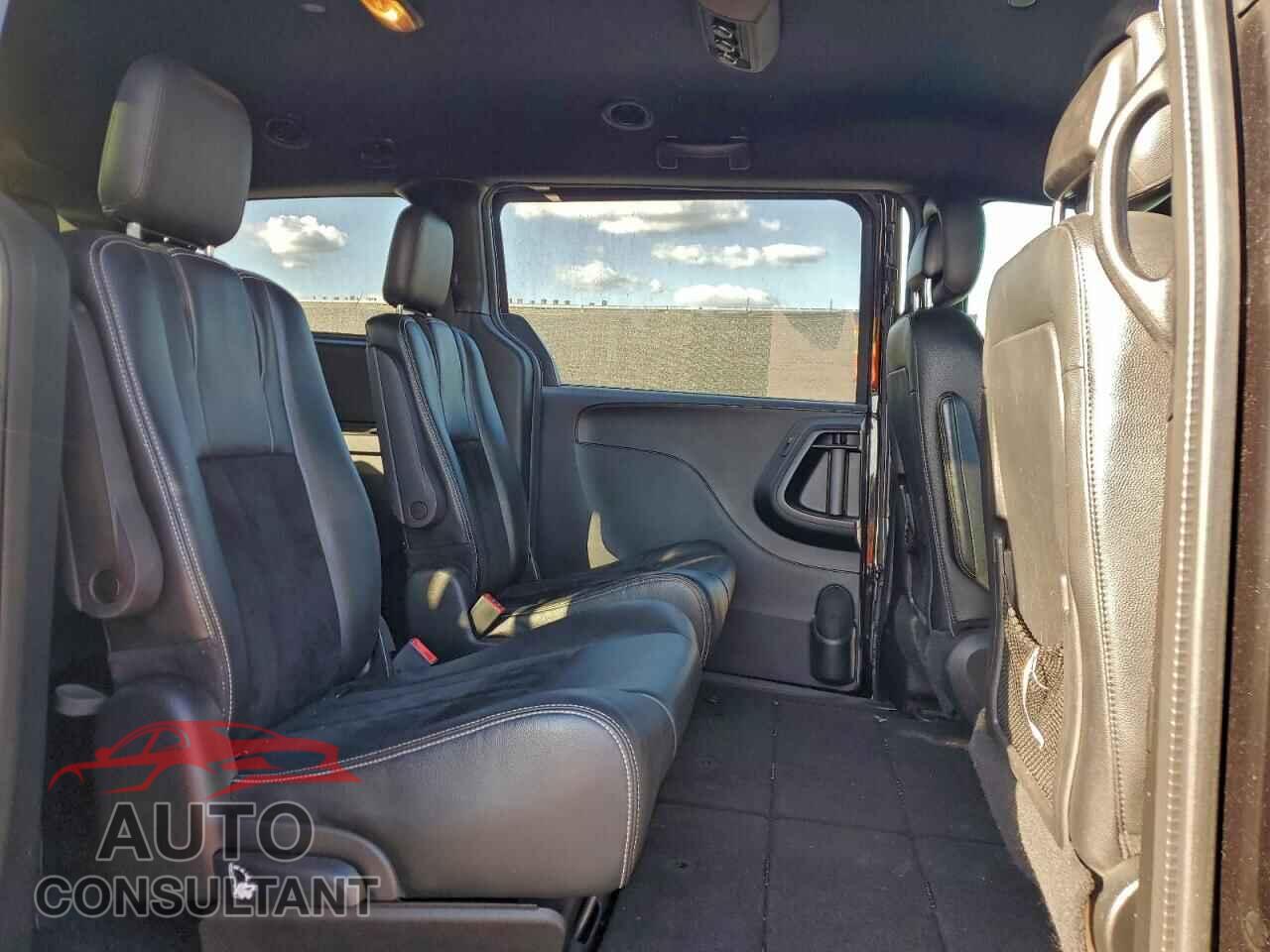 DODGE CARAVAN 2015 - 2C4RDGCG0FR724606