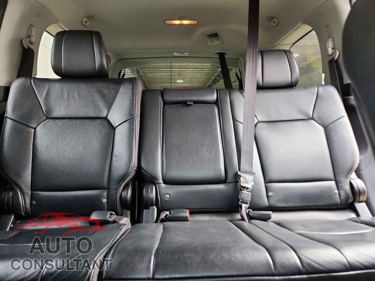HONDA PILOT 2014 - 5FNYF4H92EB026491