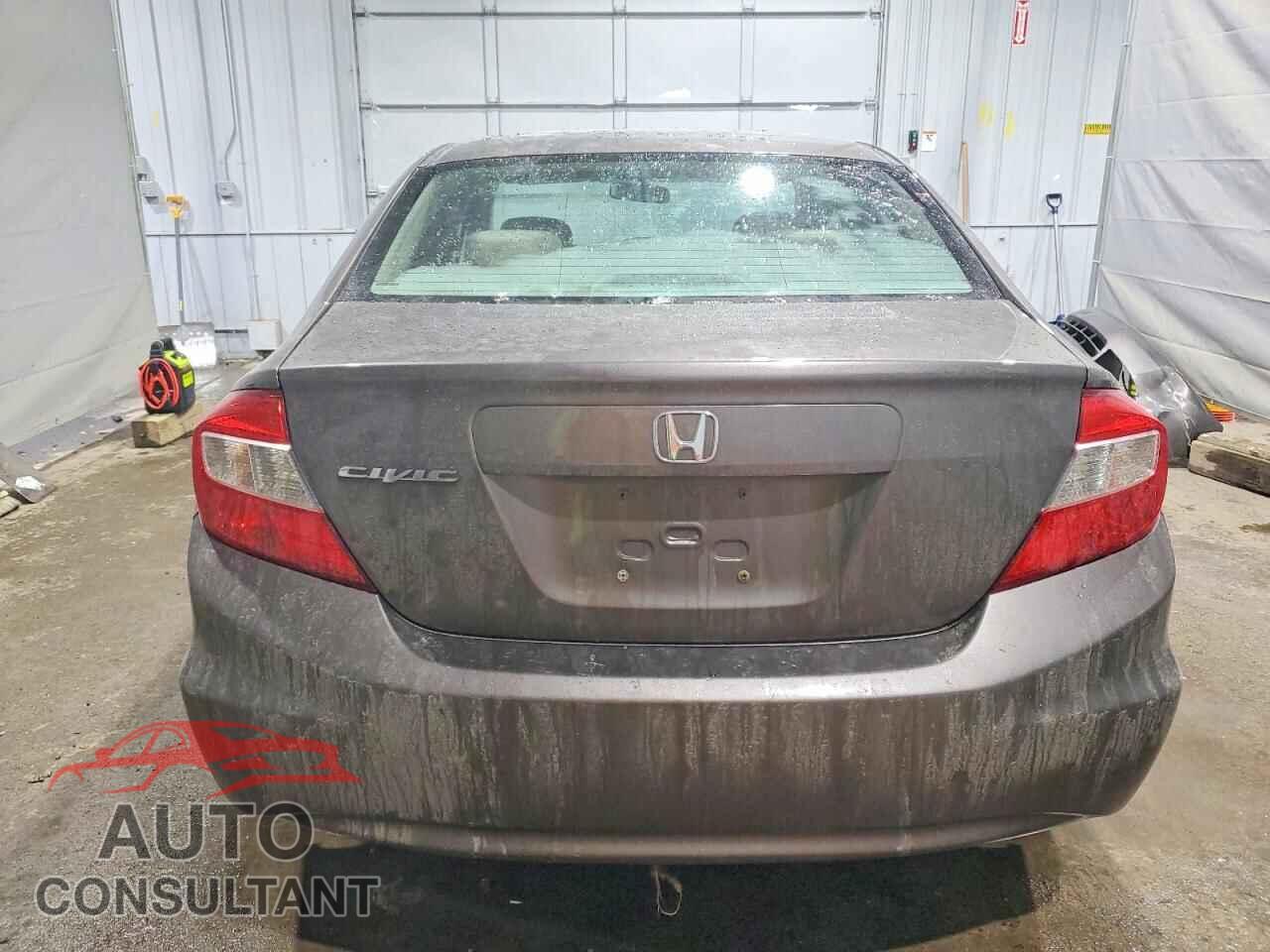 HONDA CIVIC 2012 - 2HGFB2F81CH528855