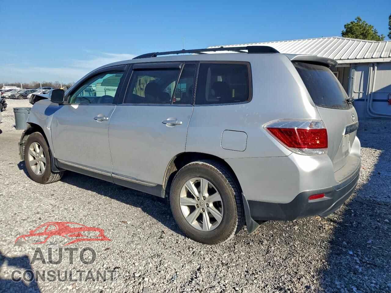 TOYOTA HIGHLANDER 2013 - 5TDBK3EH8DS243416