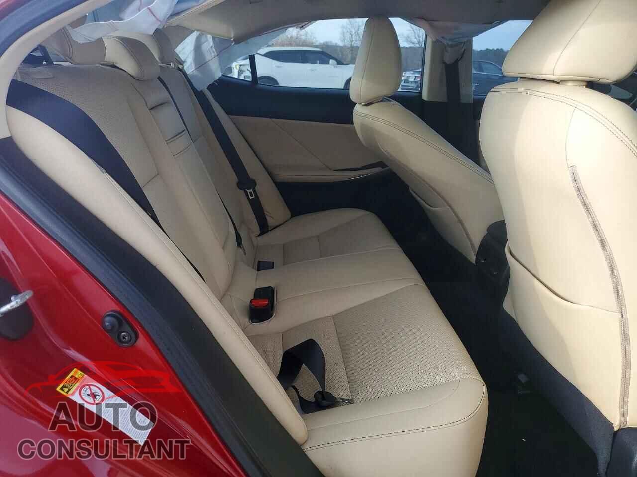 LEXUS IS 2014 - JTHCF1D21E5005231