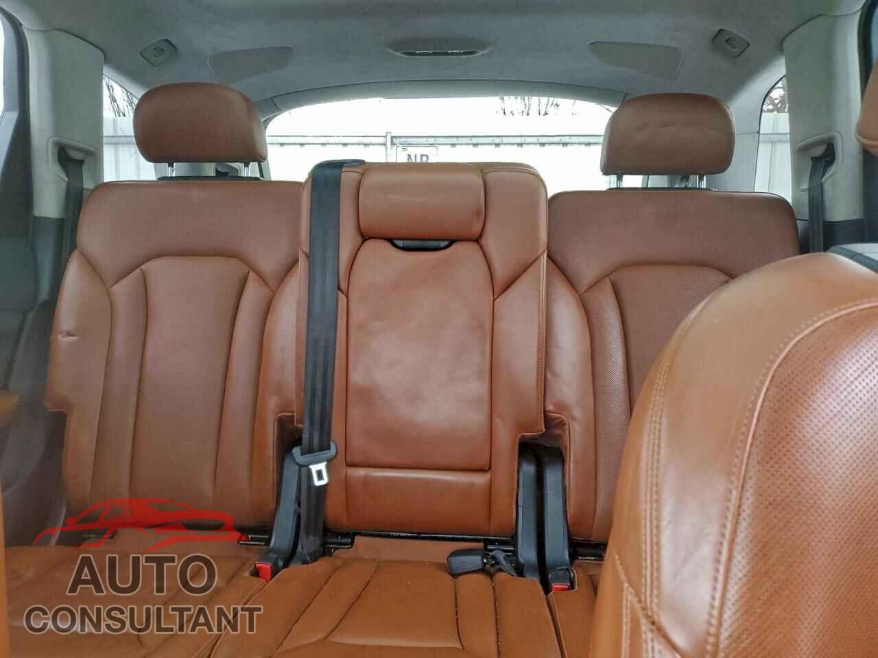 AUDI Q7 2017 - WA1VAAF70HD014105