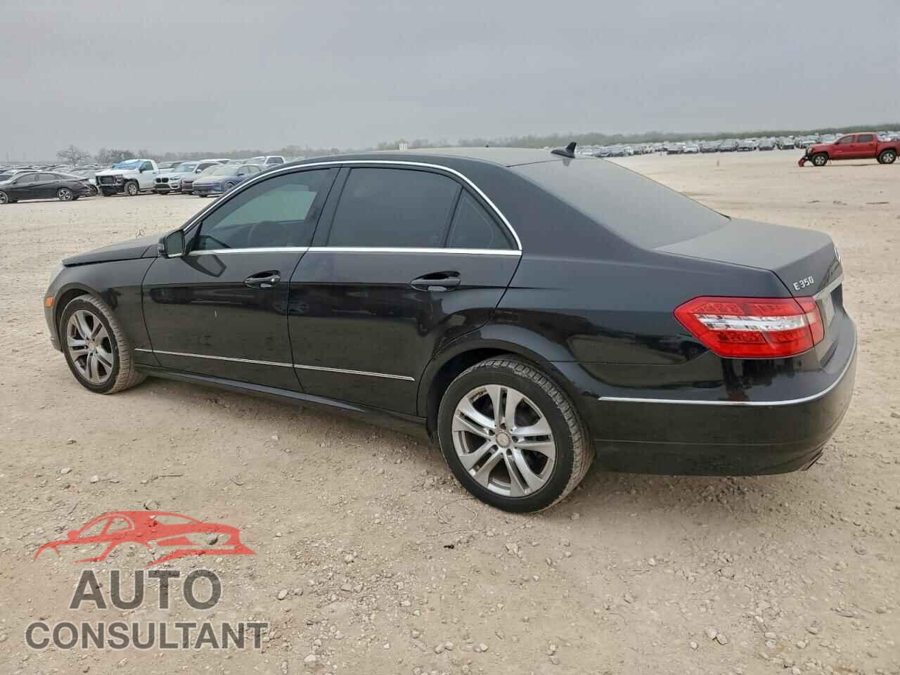 MERCEDES-BENZ E-CLASS 2011 - WDDHF5GB0BA366677