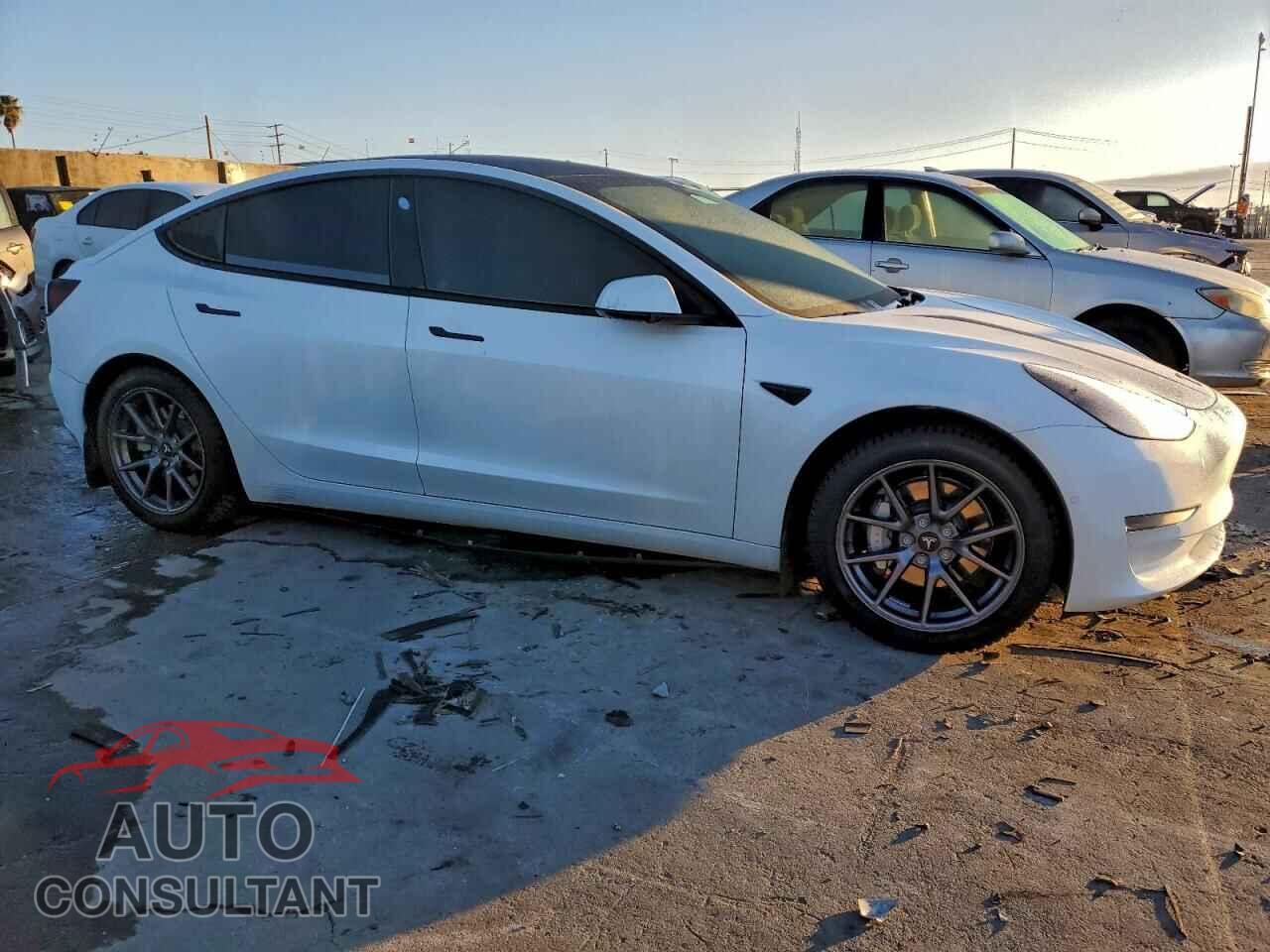 TESLA MODEL 3 2022 - 5YJ3E1EA0NF376714