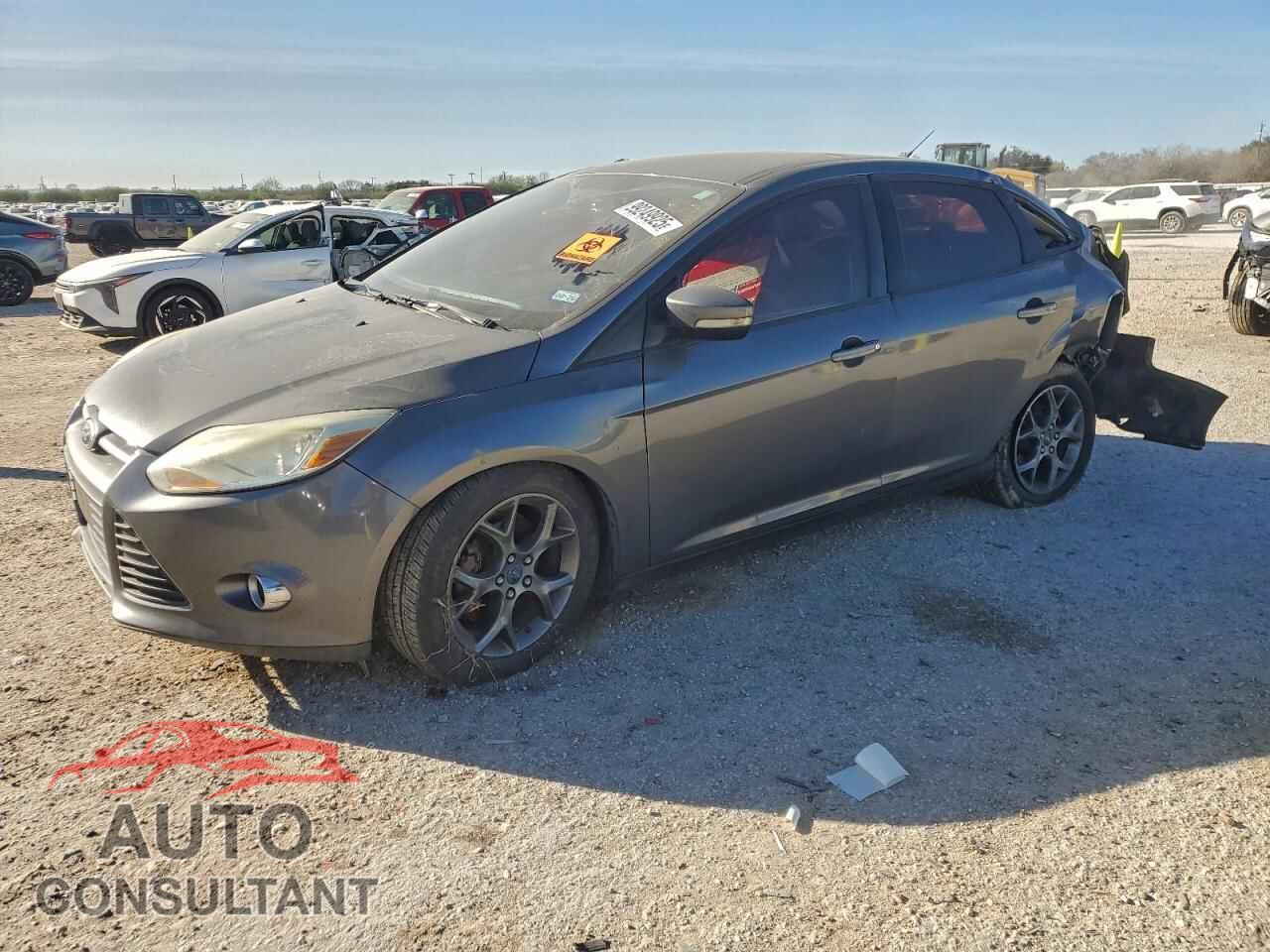 FORD FOCUS 2013 - 1FADP3F22DL262846