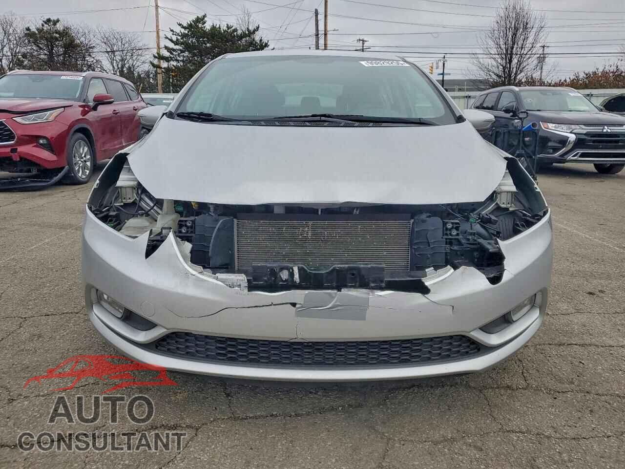 KIA FORTE 2016 - KNAFK5A80G5657171